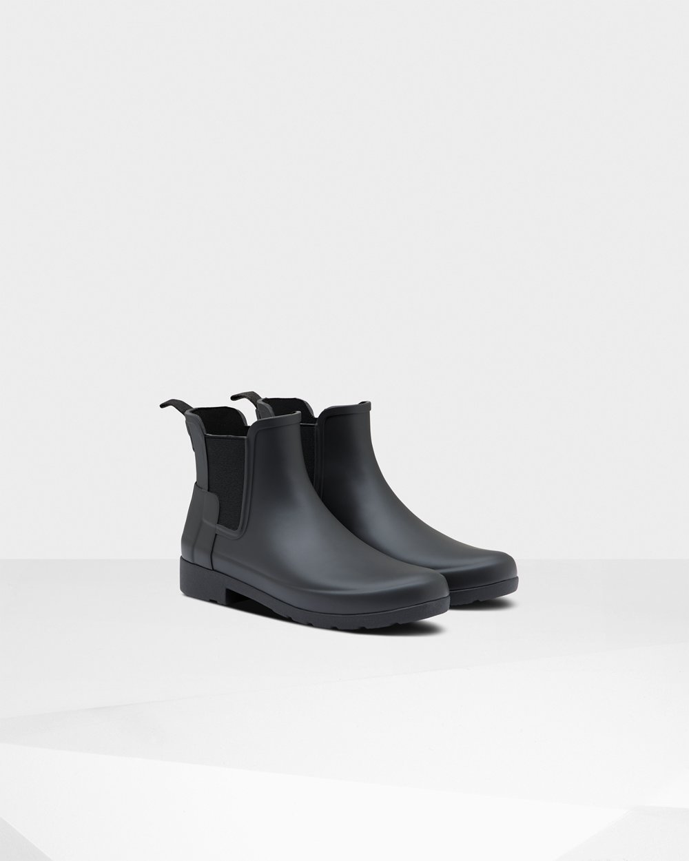 Hunter Refined Slim Fit Chelsea Boots - Shop Online Womens Black - YGWHNR436